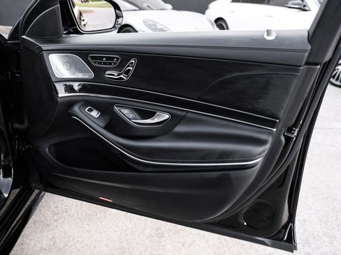 Used 2019 Mercedes-Benz S 63 AMG S 4MATIC Sedan image 45