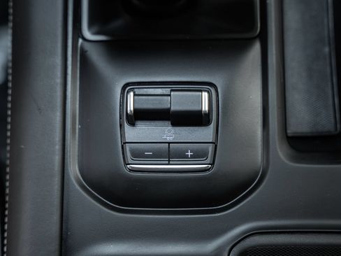 Used 2023 GMC Sierra 1500 Denali Ultimate AWD/4WD image 29