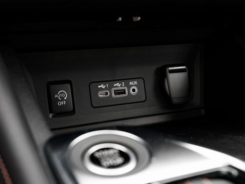 New 2025 Nissan Sentra SR w/ SR Premium Package image 15