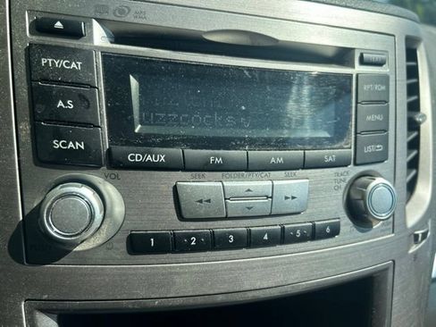 Used 2013 Subaru Outback 2.5i AWD/4WD image 19
