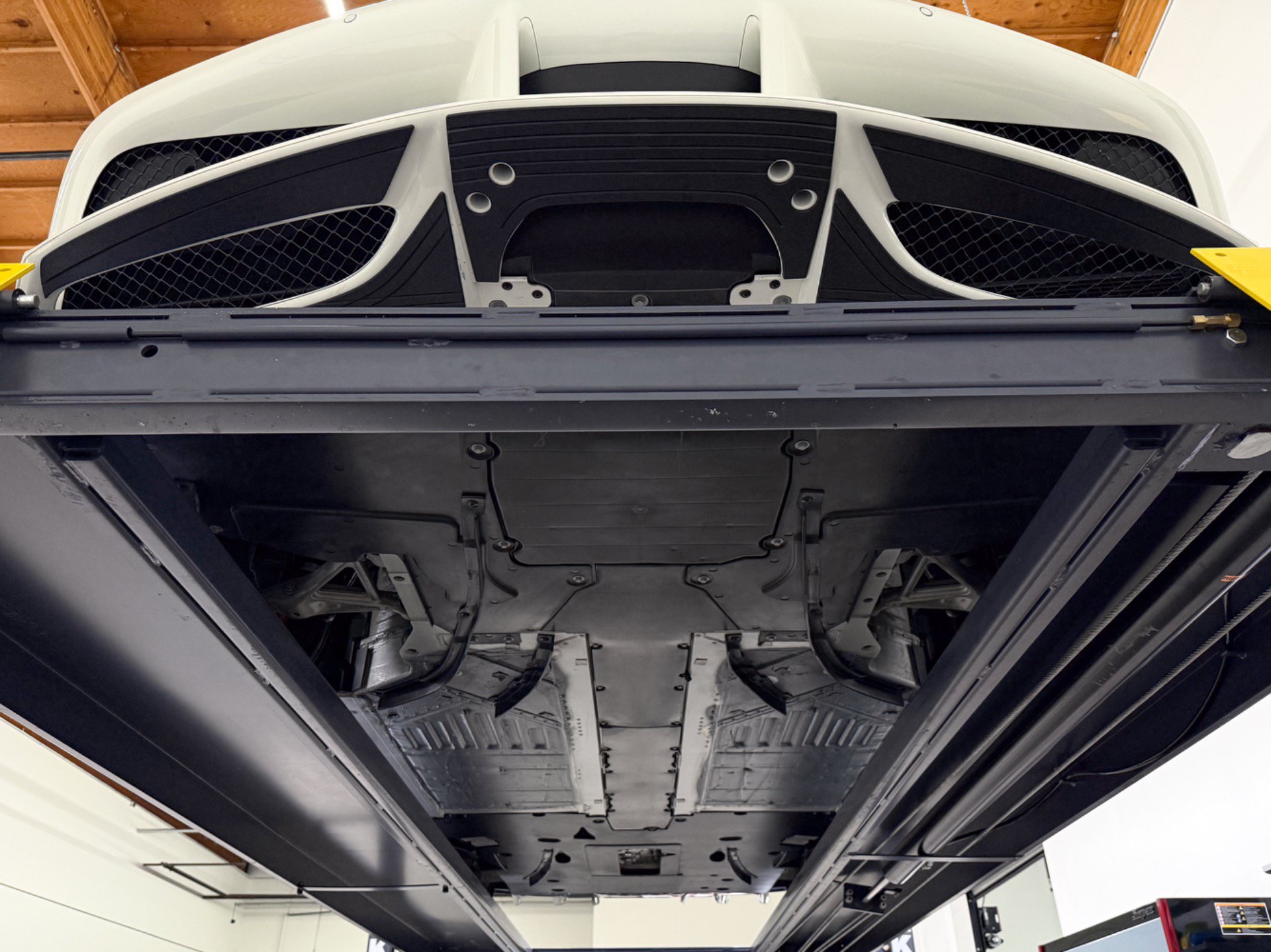 Used 2017 Ferrari 488 Spider RWD image 88