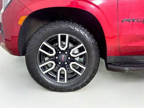 Used 2024 GMC Yukon AT4 w/ Technology Package image 27