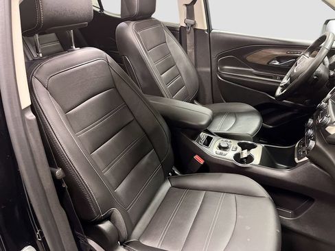 Used 2024 GMC Terrain Denali w/ Black Diamond Edition AWD/4WD image 30