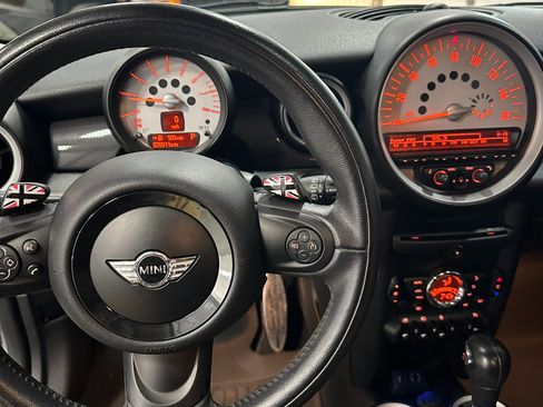 Used 2013 MINI Cooper S image 23