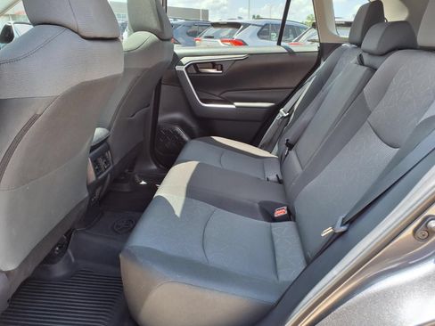 Certified 2025 Toyota RAV4 XLE w/ Convenience Package FWD image 19