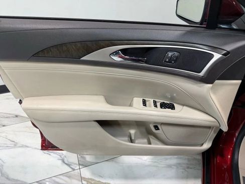 Used 2018 Lincoln MKZ Select w/ Technology Package image 20