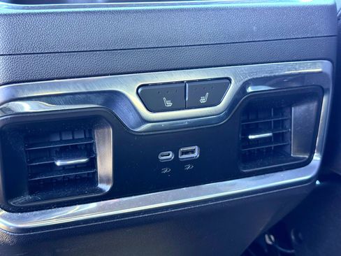 Used 2023 Chevrolet Silverado 1500 High Country w/ High Country Premium Package image 22