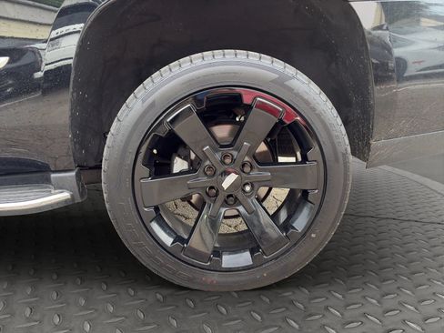 Used 2020 Cadillac Escalade 2WD image 34
