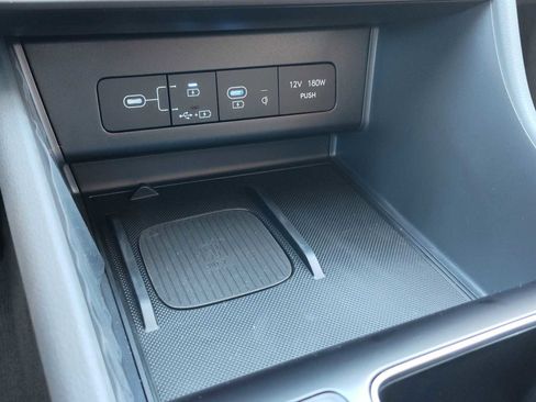 New 2025 Hyundai Sonata Limited image 24