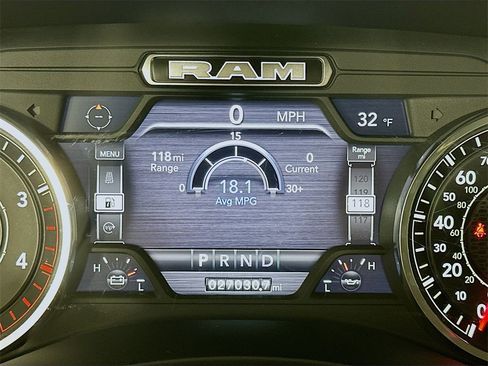 Used 2024 RAM 2500 Laramie image 15