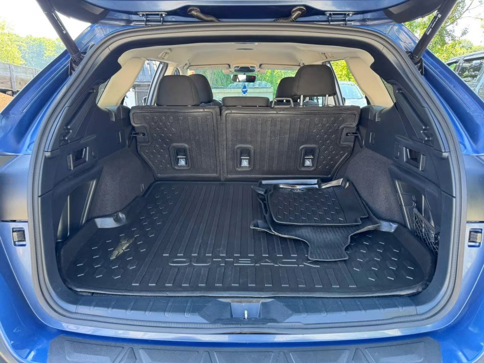 Used 2021 Subaru Outback Premium AWD/4WD image 17