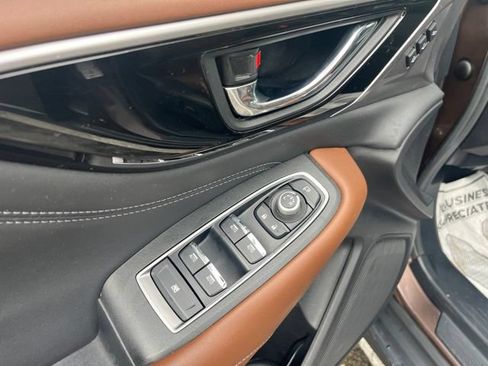 Used 2020 Subaru Outback Touring AWD/4WD image 24