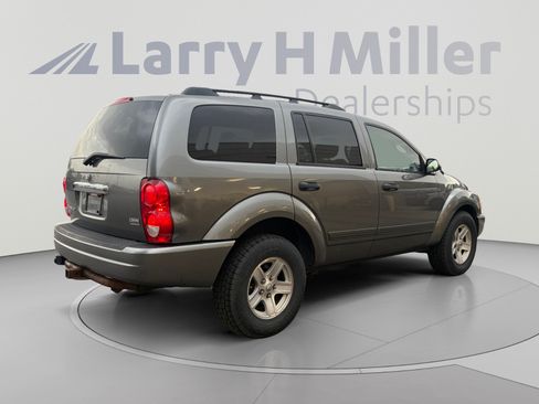 Used 2005 Dodge Durango SLT w/ Interior Convenience Group AWD/4WD image 5