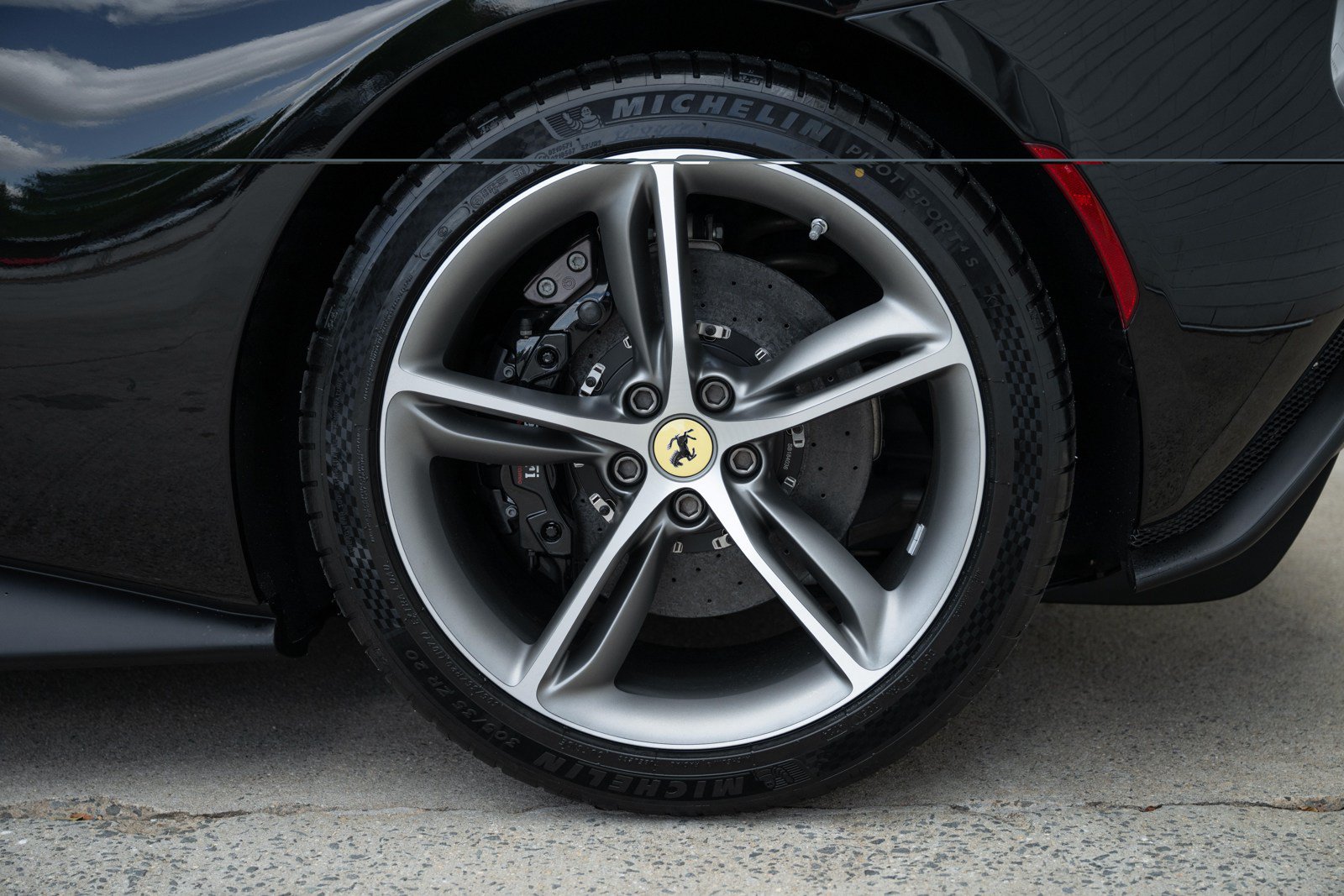 Used 2024 Ferrari 296 GTB RWD image 15