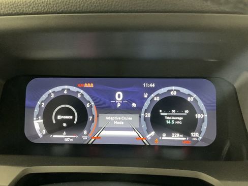 Used 2025 Toyota Tacoma Limited image 27