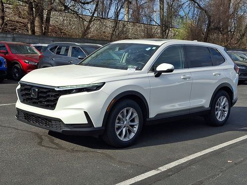 Used 2024 Honda CR-V EX image 2