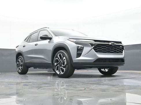New 2026 Chevrolet Trax RS w/ Driver Confidence Package FWD image 48