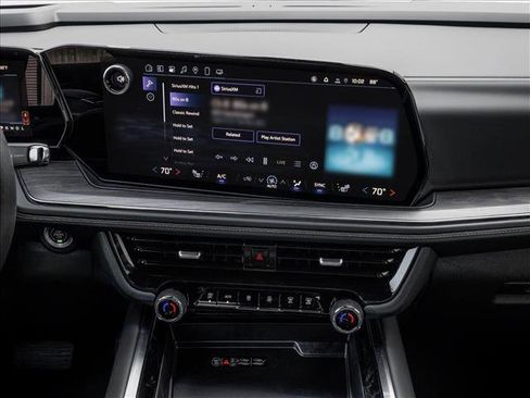 New 2026 Chevrolet Suburban LT image 7