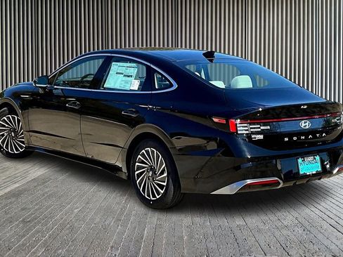 New 2026 Hyundai Sonata SEL FWD image 3