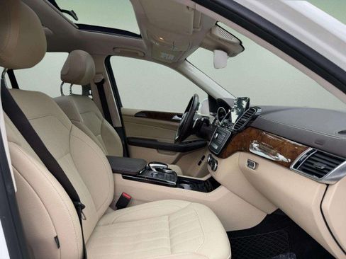 Used 2019 Mercedes-Benz GLS 450 4MATIC image 29