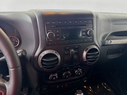 Used 2015 Jeep Wrangler Sport w/ Quick Order Package 24S image 12