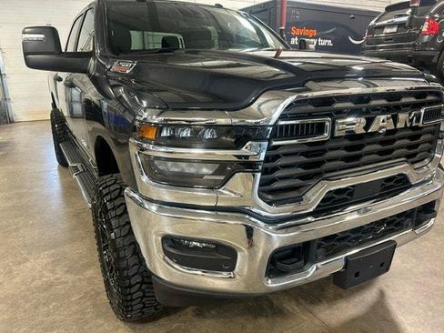 Certified 2026 RAM 2500 Big Horn AWD/4WD image 1