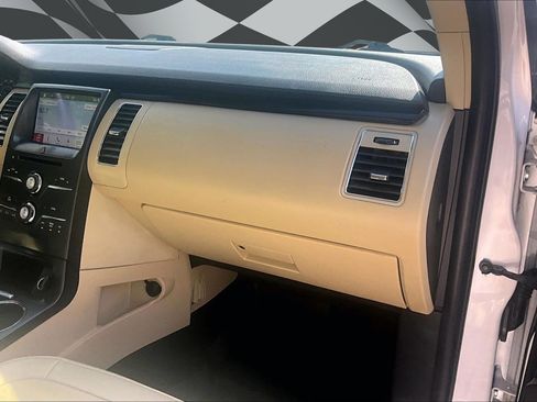 Used 2019 Ford Flex SEL w/ Equipment Group 202A AWD/4WD image 16