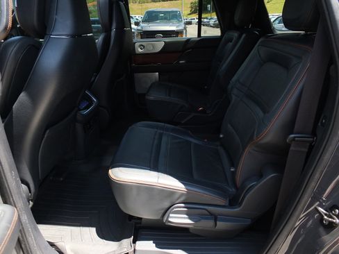Used 2022 Lincoln Navigator L Black Label AWD/4WD image 14
