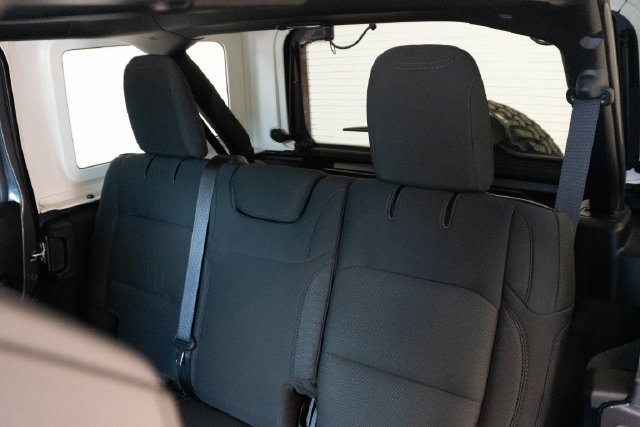 Used 2020 Jeep Wrangler Unlimited Sport AWD/4WD image 18
