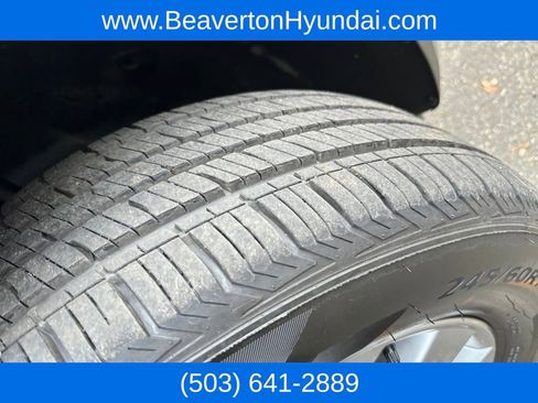 Certified 2024 Hyundai Palisade SEL image 19