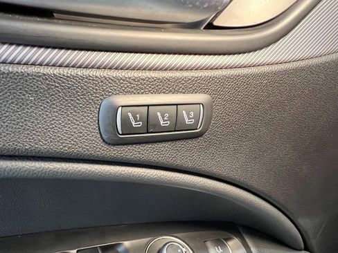 Used 2022 Alfa Romeo Stelvio Veloce image 35