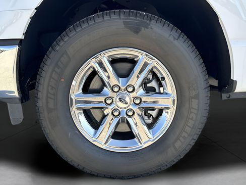 New 2025 Ford F150 XLT w/ Equipment Group 302A MID AWD/4WD image 18