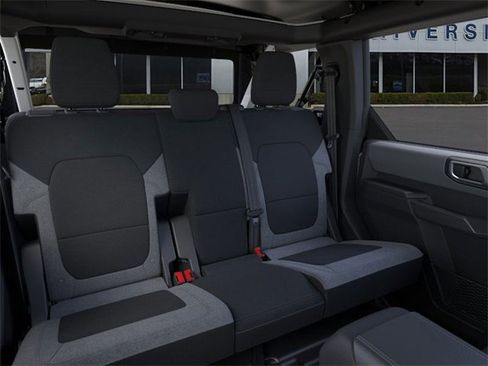 New 2025 Ford Bronco 4-Door image 11