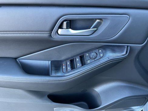 New 2026 Nissan Rogue SV w/ SV Premium Package image 10