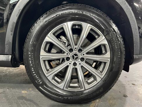 Certified 2026 Mercedes-Benz GLC 300 4MATIC image 9
