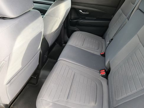 Used 2024 Hyundai Santa Cruz SE image 40