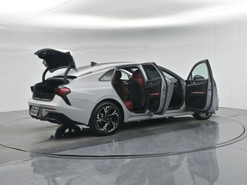 Used 2025 Kia K5 GT-Line w/ GT-Line Premium Package image 6