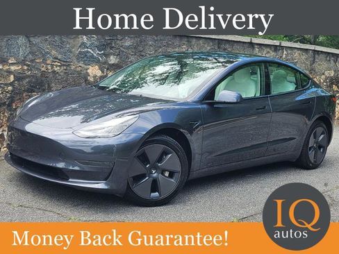 Used 2023 Tesla Model 3 Standard Range RWD image 1
