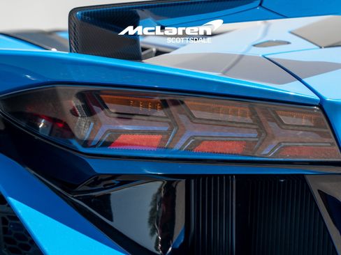 Used 2021 Lamborghini Aventador SVJ AWD/4WD image 34