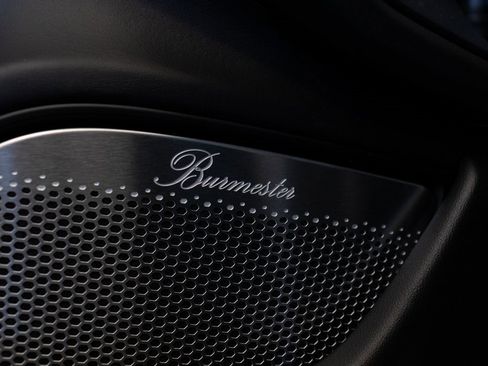 Used 2020 Porsche Taycan Turbo S image 22