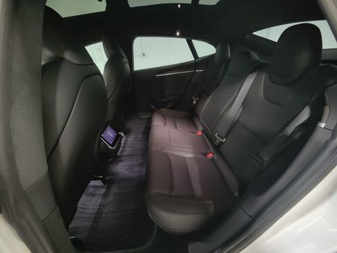 Used 2022 Tesla Model S image 45
