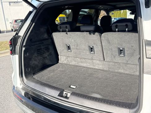 Certified 2024 GMC Acadia Denali image 25