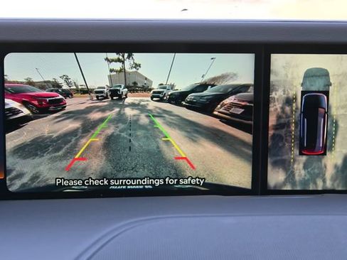 Used 2025 Lincoln Nautilus Premier image 20