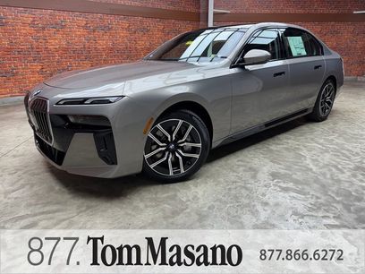 New 2025 BMW 760i xDrive