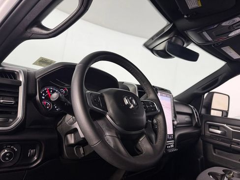 Certified 2025 RAM 2500 Big Horn AWD/4WD image 20