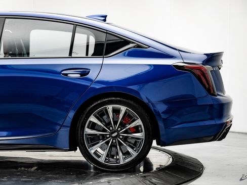 Used 2022 Cadillac CT5 V Blackwing image 7