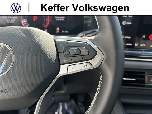 New 2026 Volkswagen Tiguan SE AWD/4WD image 18