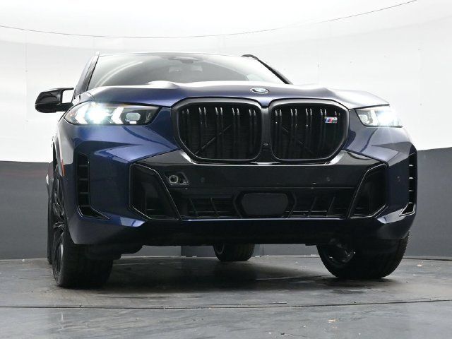 Used 2026 BMW X5 M60i AWD/4WD image 38