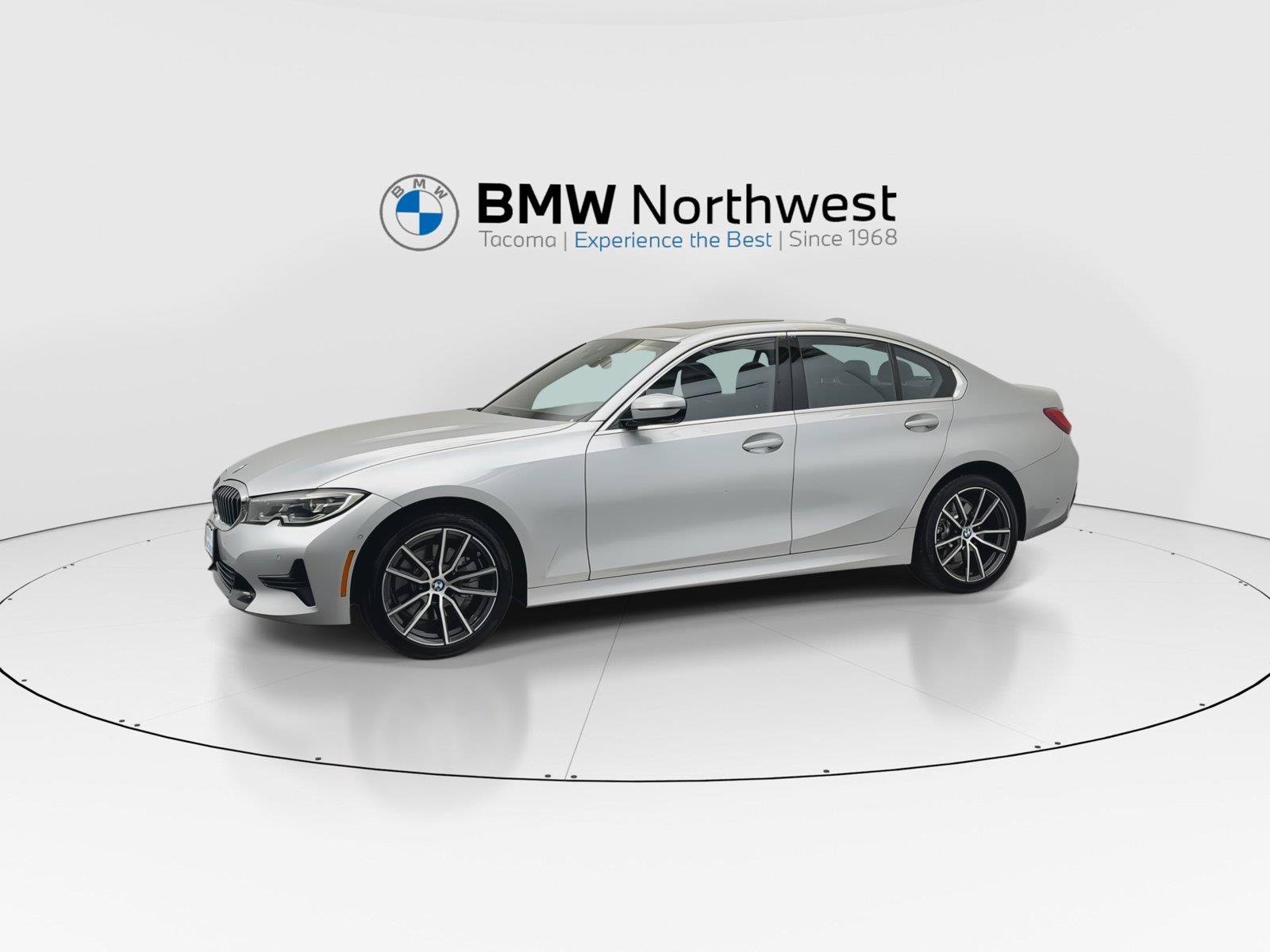 Used 2019 BMW 330i xDrive Sedan w/ Convenience Package AWD/4WD image 10