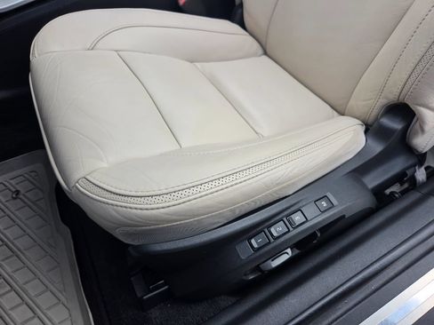 Used 2013 Volvo C70 T5 FWD image 19